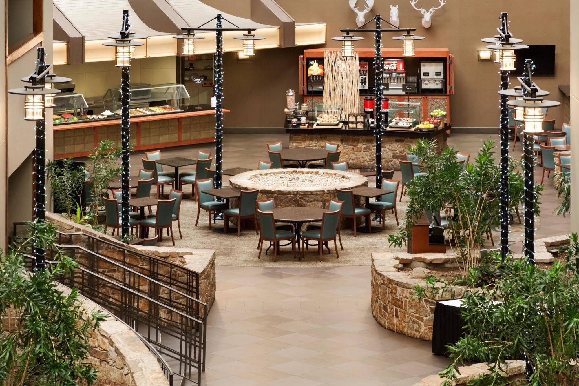 Embassy Suites By Hilton Oklahoma City Will Rogers Airport Luaran gambar