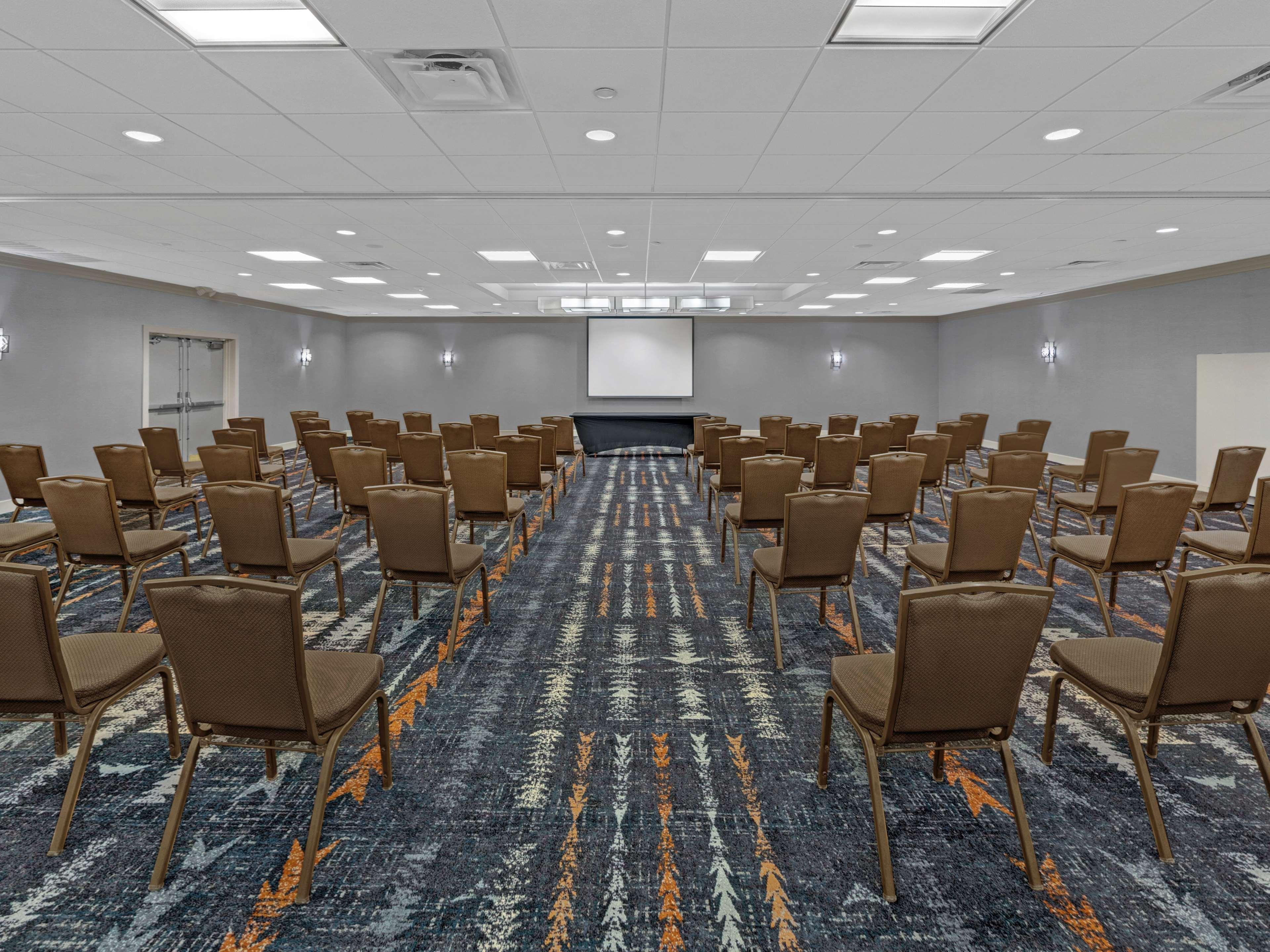 Embassy Suites By Hilton Oklahoma City Will Rogers Airport Luaran gambar