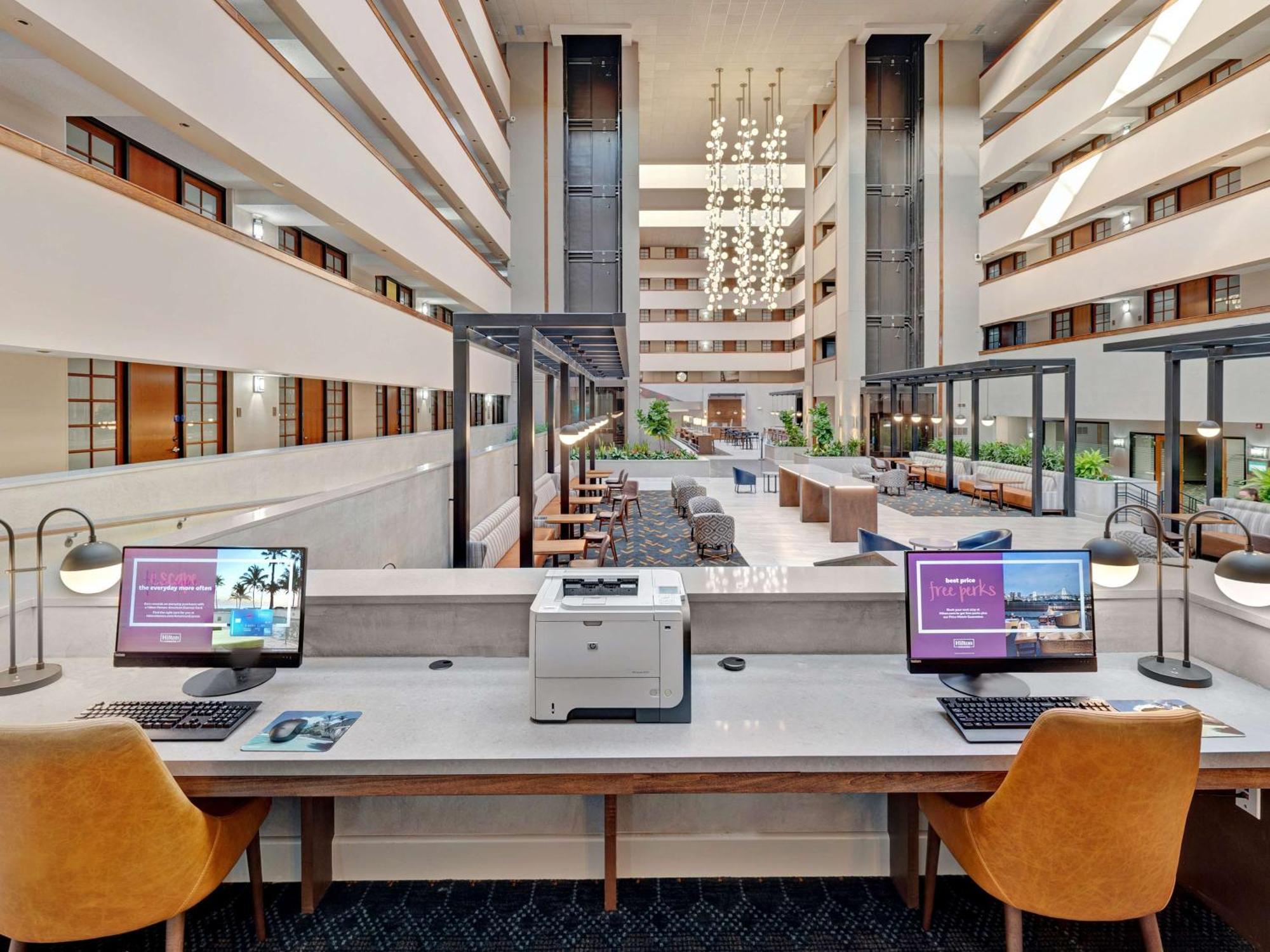 Embassy Suites By Hilton Oklahoma City Will Rogers Airport Luaran gambar