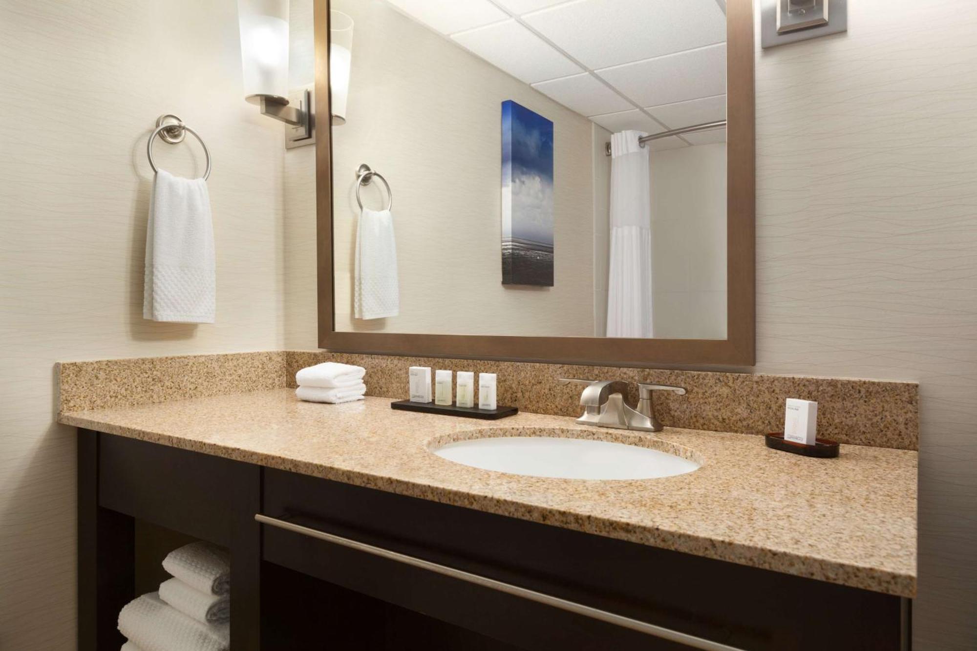 Embassy Suites By Hilton Oklahoma City Will Rogers Airport Luaran gambar