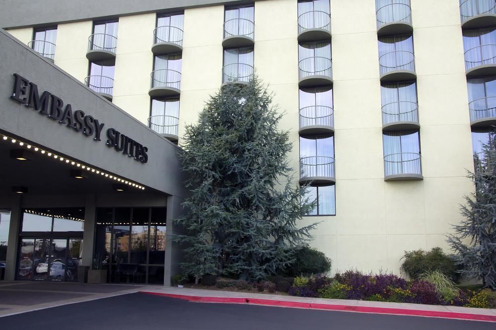 Embassy Suites By Hilton Oklahoma City Will Rogers Airport Luaran gambar
