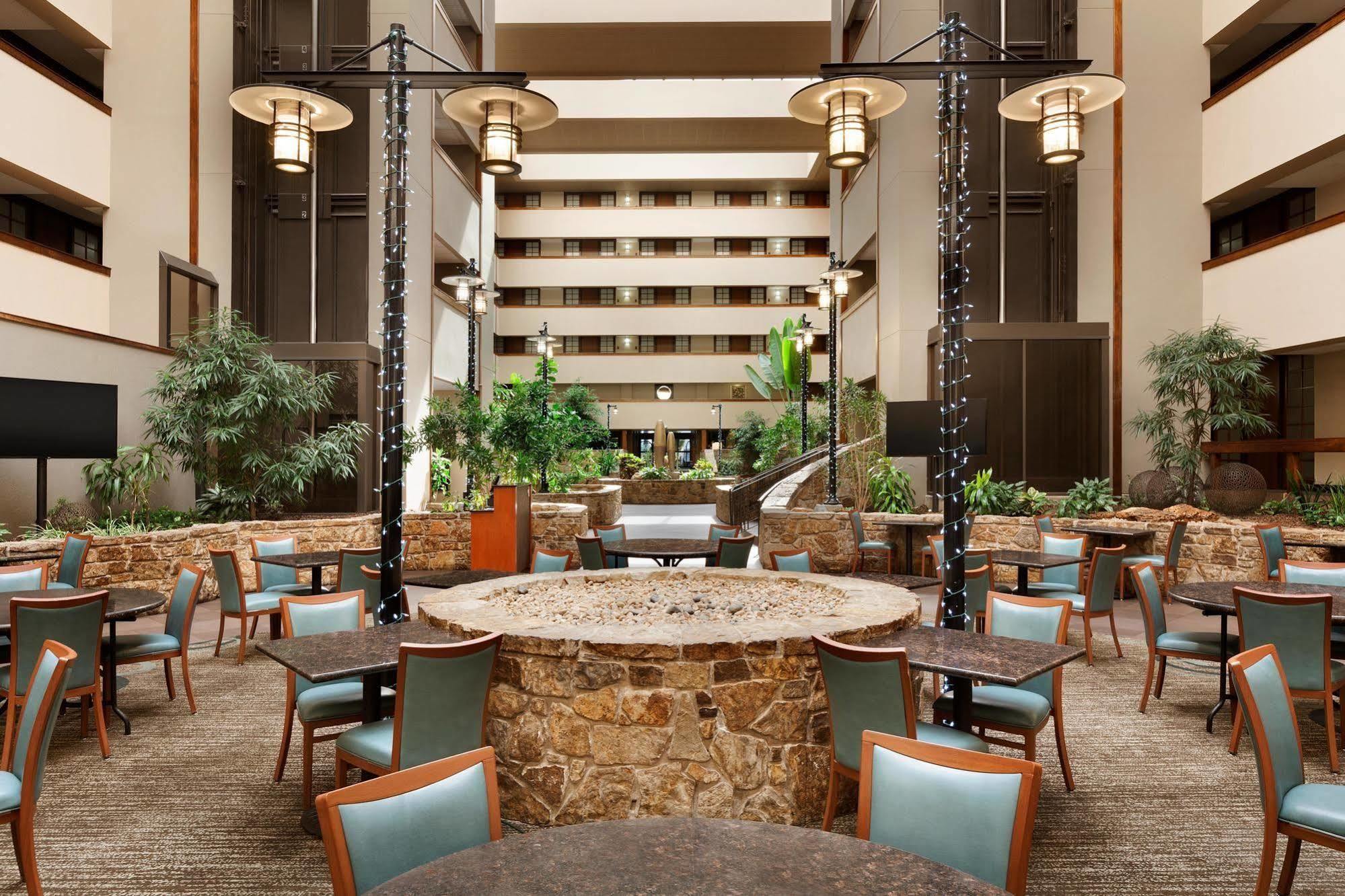 Embassy Suites By Hilton Oklahoma City Will Rogers Airport Luaran gambar