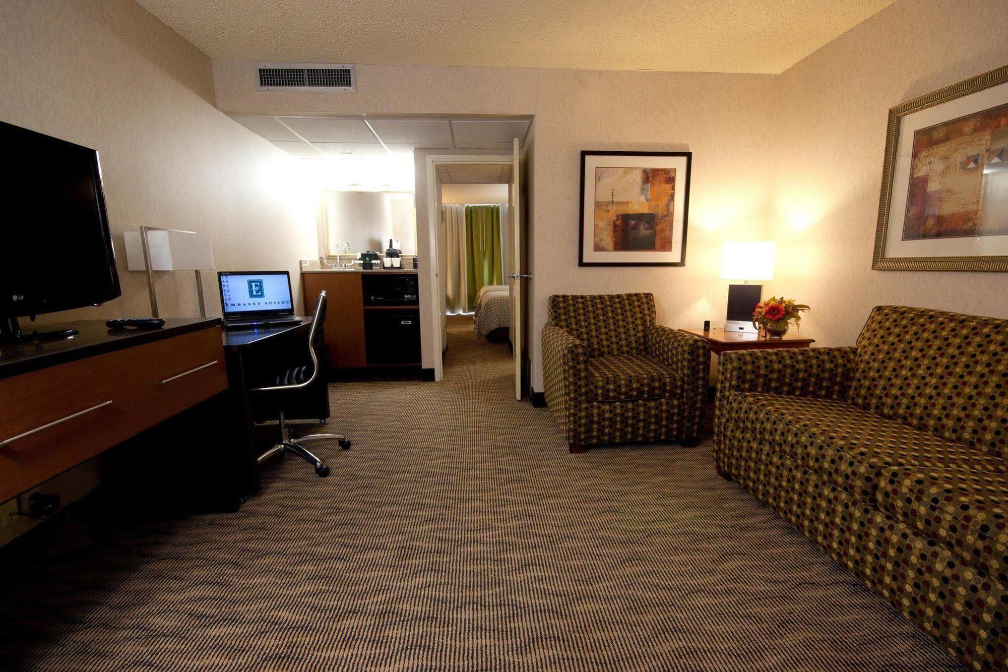 Embassy Suites By Hilton Oklahoma City Will Rogers Airport Luaran gambar