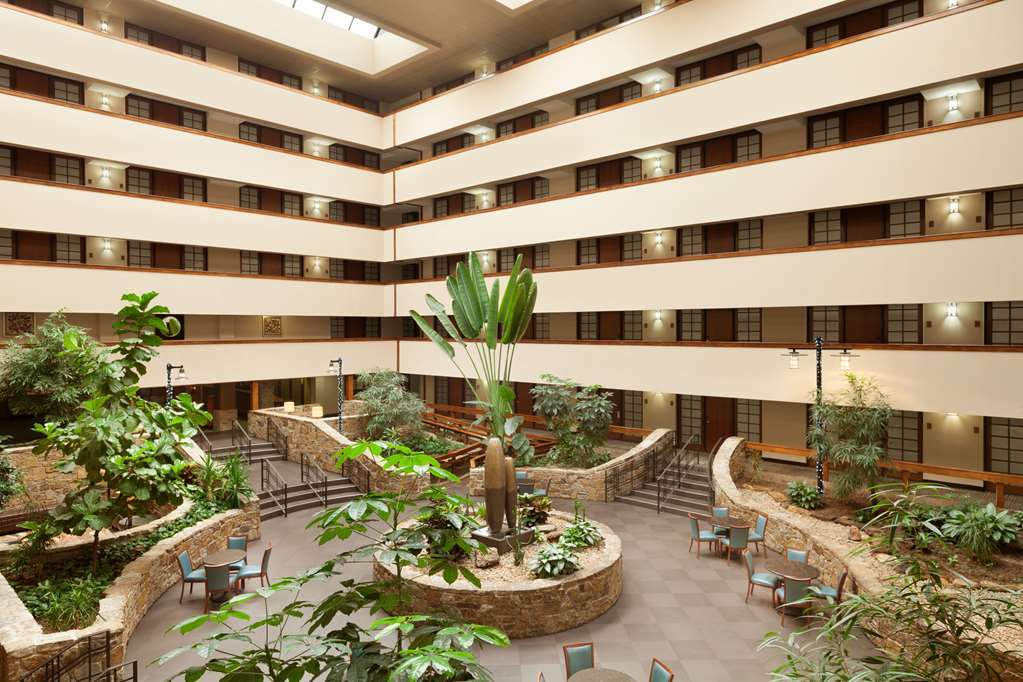 Embassy Suites By Hilton Oklahoma City Will Rogers Airport Dalaman gambar
